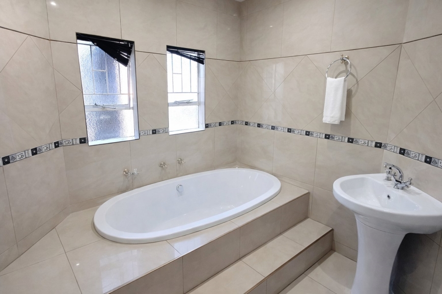 4 Bedroom Property for Sale in Vaalpark Free State